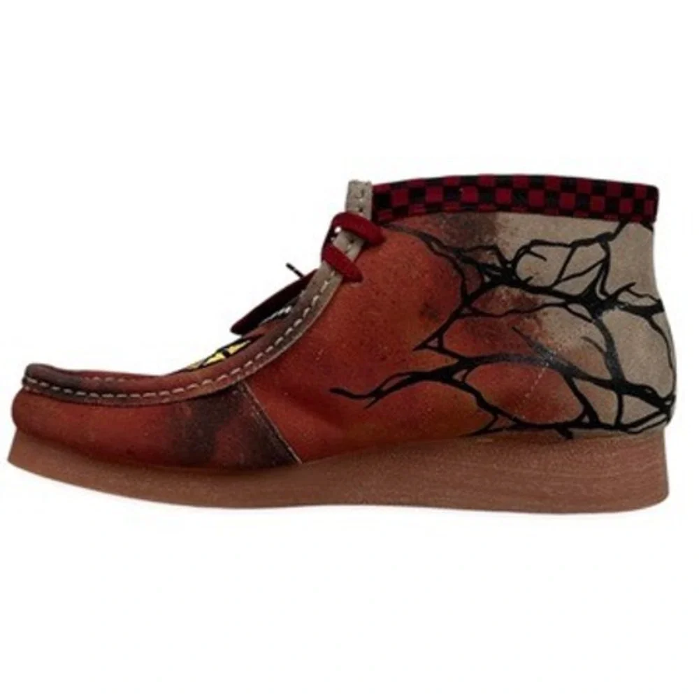 Clarks x Stranger‎ Things Hellfire Club Wallabee Boots Mens Size 11
